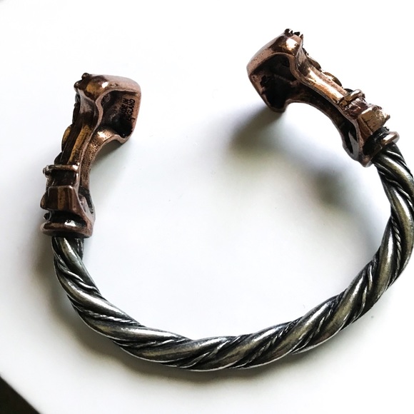 Thor Thunder-hammer Viking Torque Cuff - Picture 7 of 8